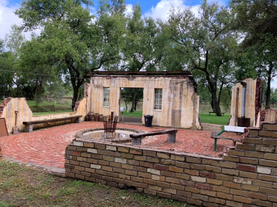 10 Bedroom Property for Sale in Pretorius Kraal Free State